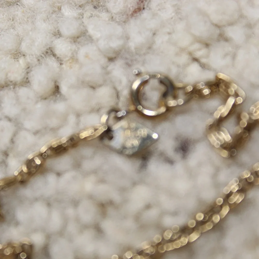 Sarah Coventry Necklace Reversible Floral Leaf Pendant 24in Gold Tone Vintage